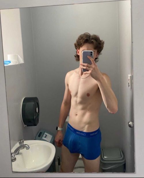 hung_aussie_twink