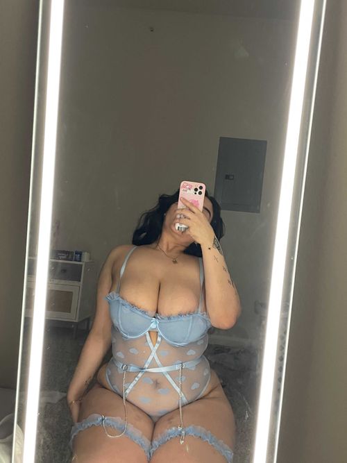 playgirlinlove01